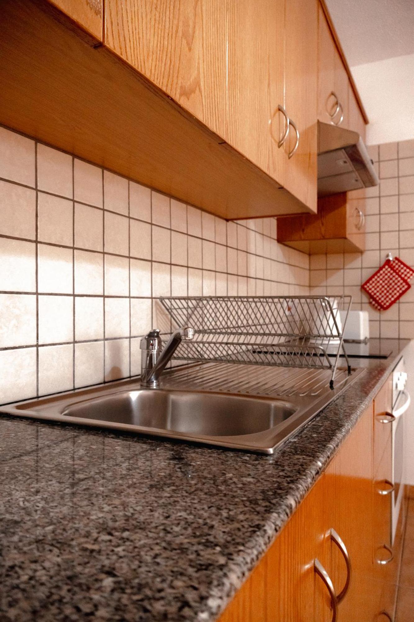بيت شباب Nissus Urban أيا نابا الغرفة الصورة